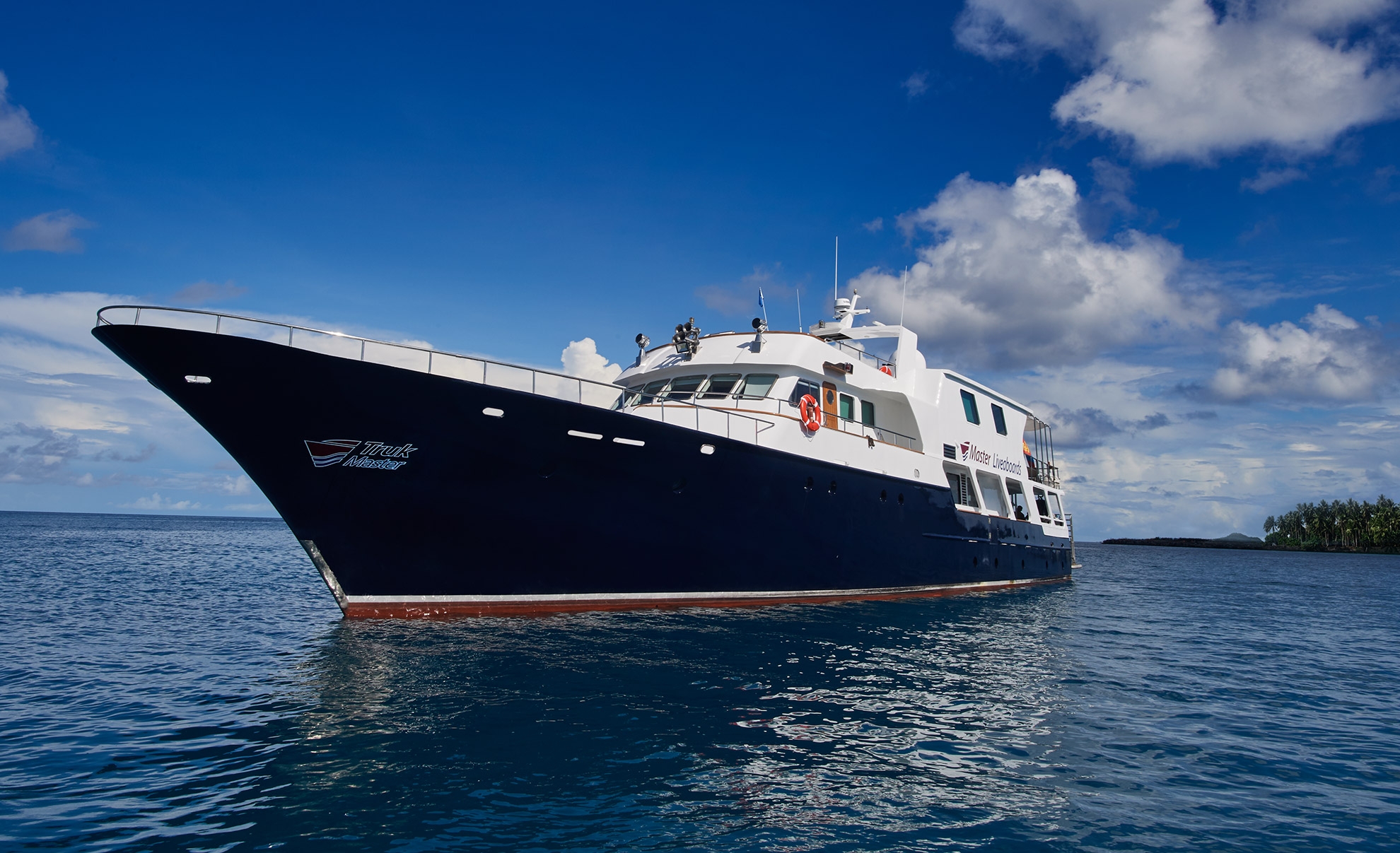 Safari Ship to Chuuk Lagoon